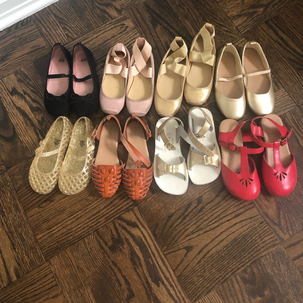 🔥 BUNDLE OF GIRLS SHOES!! 8 PAIRS!🔥 10.5 & 11